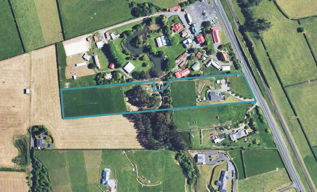 3928 Mountain Road, Cardiff, Stratford - Carousel 1