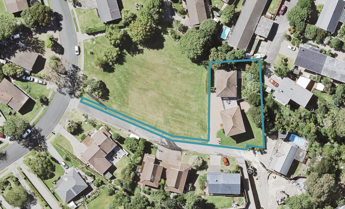 2/9 Squirrel Lane, Browns Bay, Auckland - Carousel 1