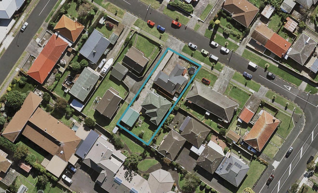1/8 Kingswood Road, Papatoetoe, Auckland - Carousel 1