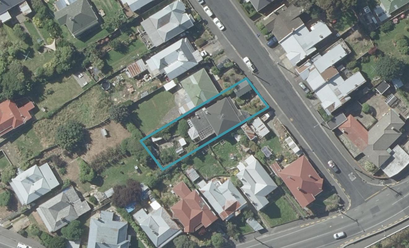 11 Eglinton Road, The Glen, Dunedin - Carousel 1