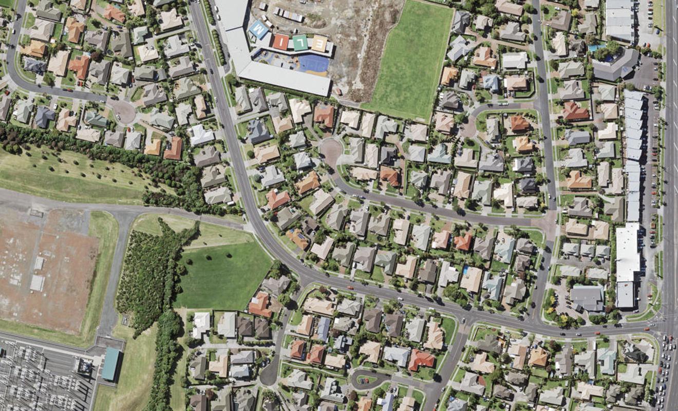 20 Montecito Place, Golflands, Auckland - Carousel 1