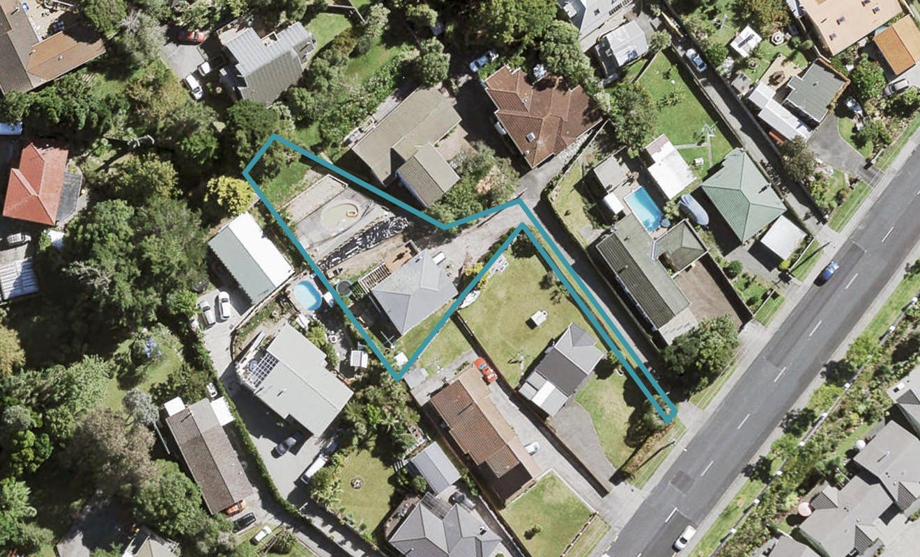 51 Avonleigh Road, Green Bay, Auckland - Carousel 1