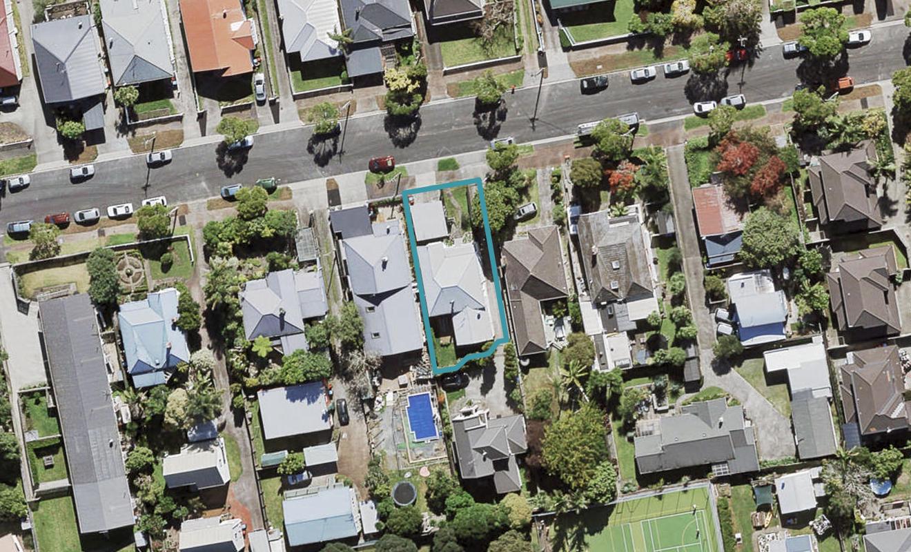 9 Fifth Avenue, Mount Albert, Auckland - Carousel 1