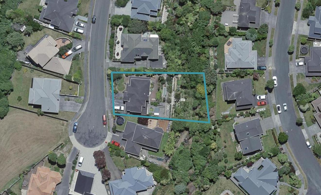 11 Myers Grove, Churton Park, Wellington - Carousel 1