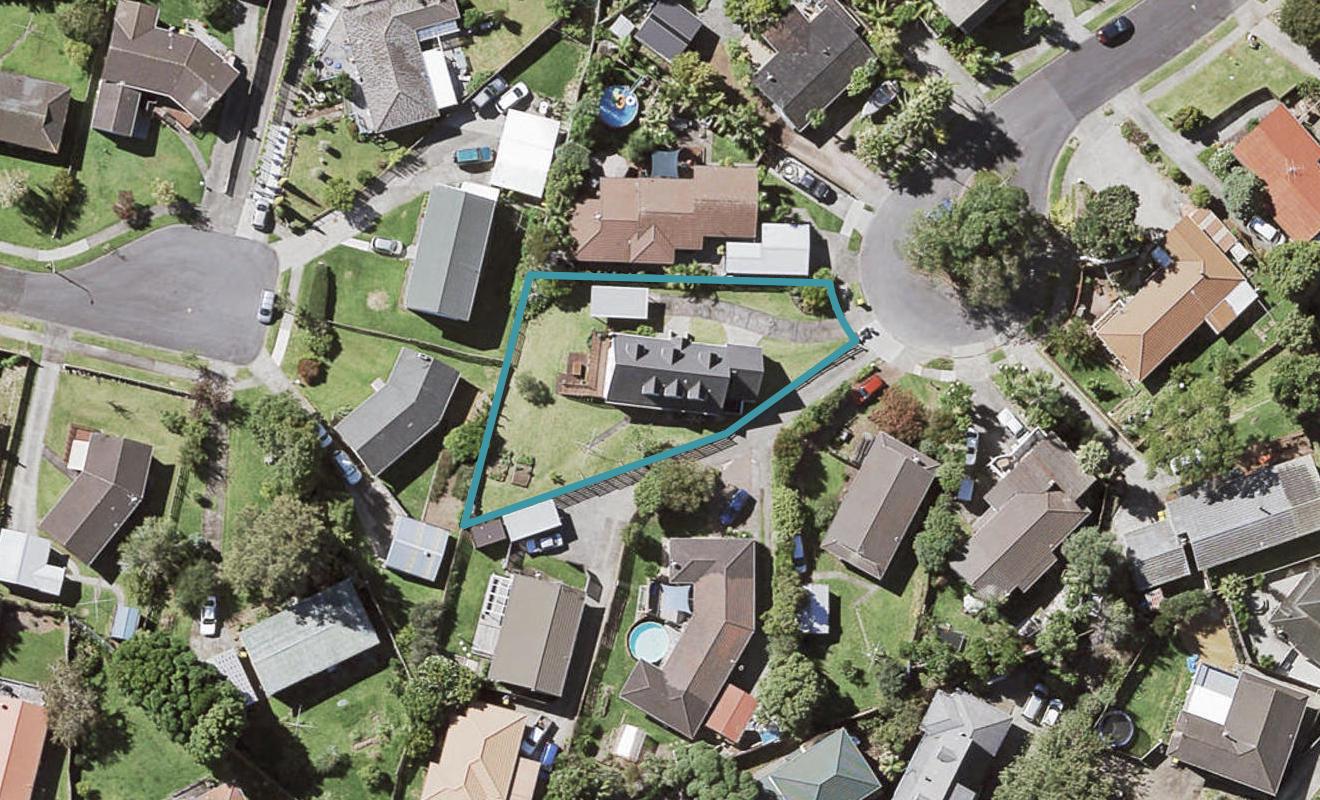 15 Bain Place, Bucklands Beach, Auckland - Carousel 1