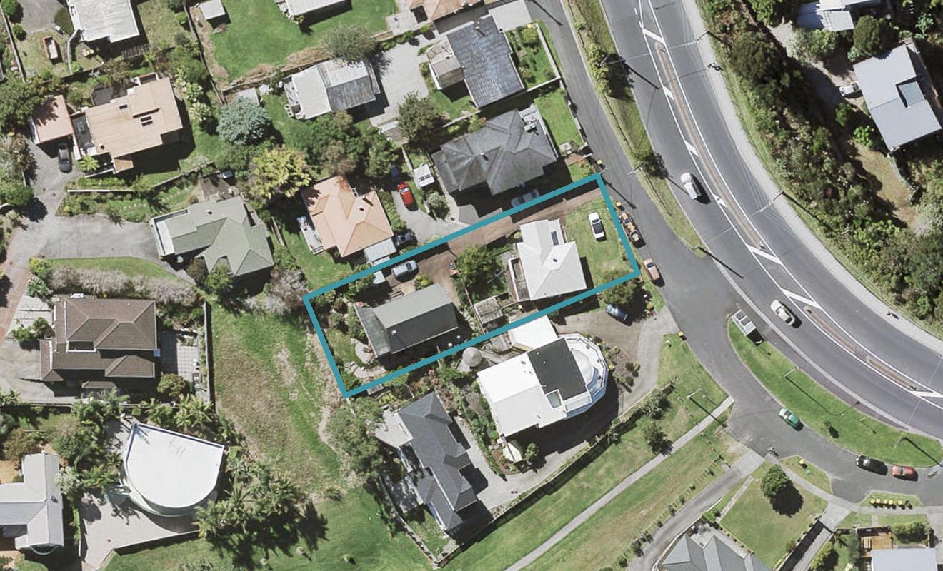 1/732 East Coast Road, Pinehill, Auckland - Carousel 1