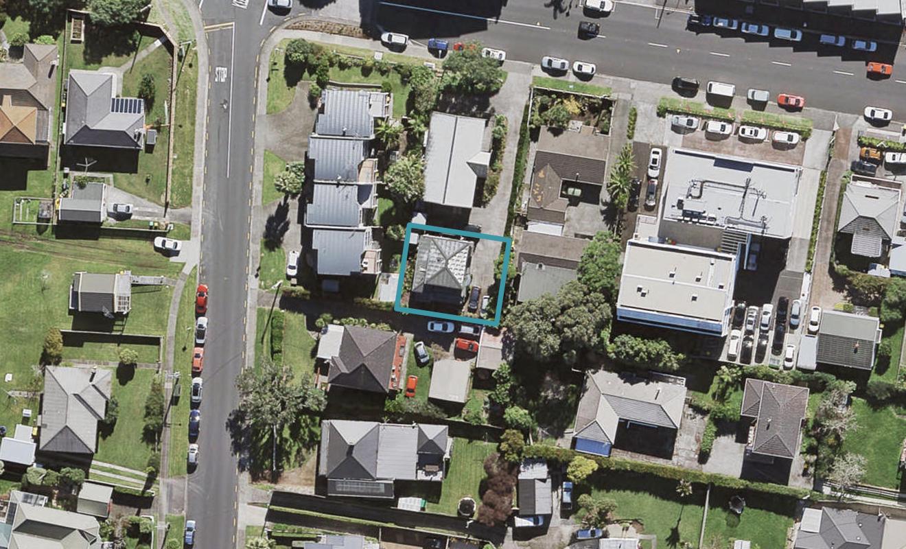 106A Mokoia Road, Birkenhead, Auckland - Carousel 1