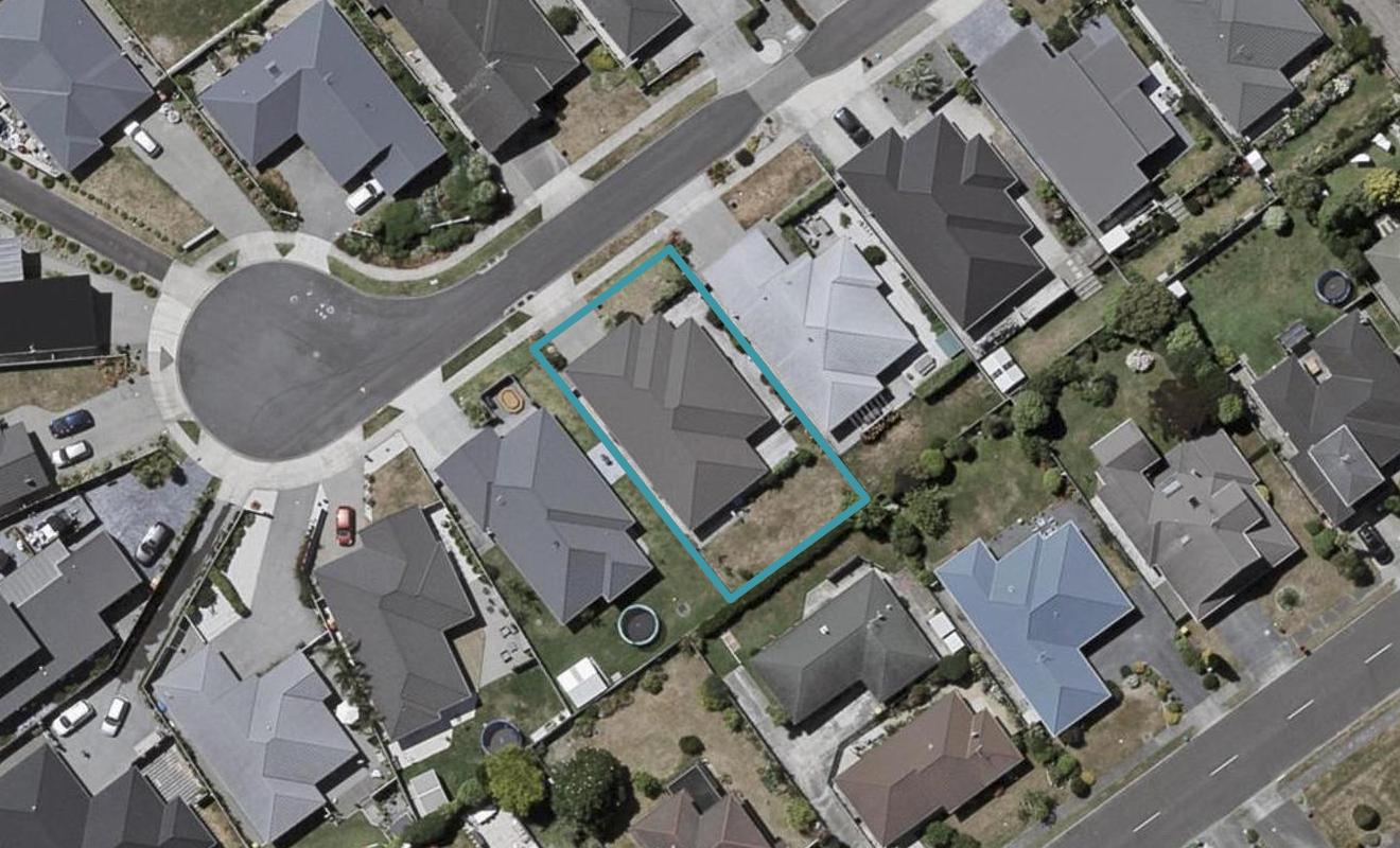 39 San Priamo Place, Paraparaumu Beach, Paraparaumu - Carousel 1
