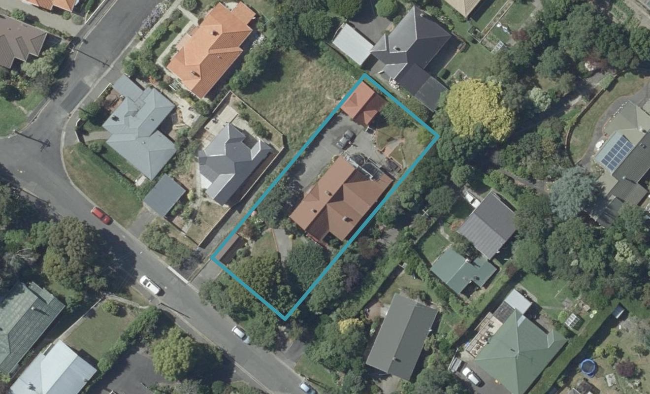 33 Sunbury Street, Andersons Bay, Dunedin - Carousel 1