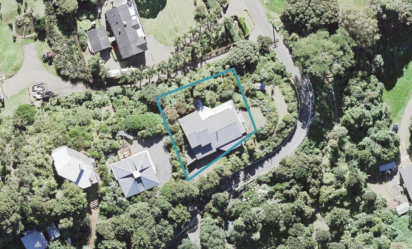 133 Cornwallis Road, Cornwallis, Auckland - Carousel 1
