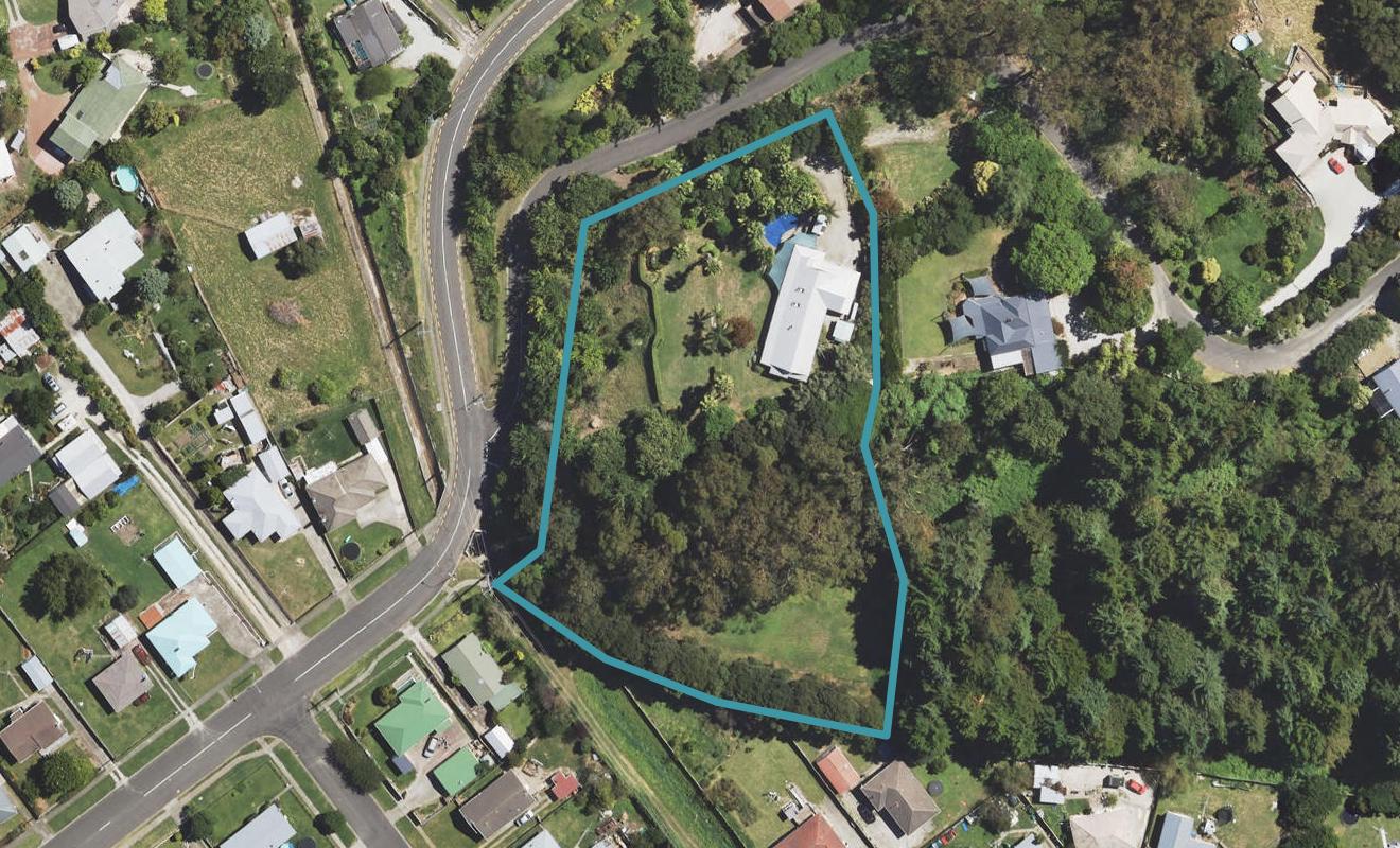 1 Gaddums Hill Road, Outer Kaiti, Gisborne - Carousel 1