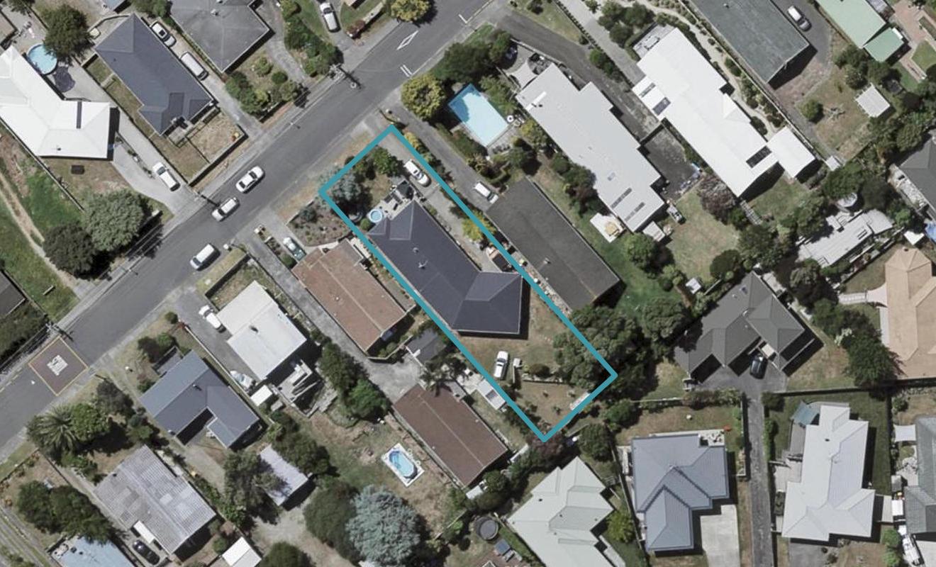 58 Gray Avenue, Paraparaumu Beach, Paraparaumu - Carousel 1
