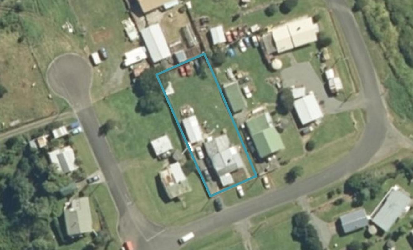 8 James Avenue, Pukemiro - Carousel 1