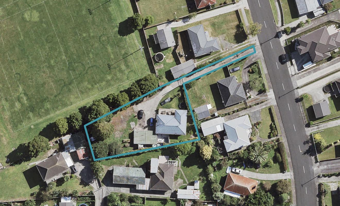 17 Fleming Street, Manurewa East, Auckland - Carousel 1