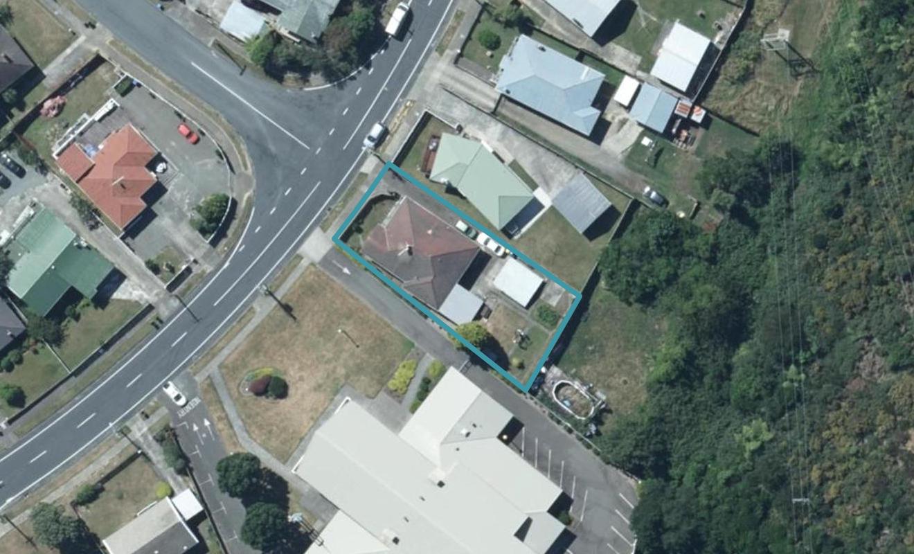 90 Driver Crescent, Cannons Creek, Porirua - Carousel 1