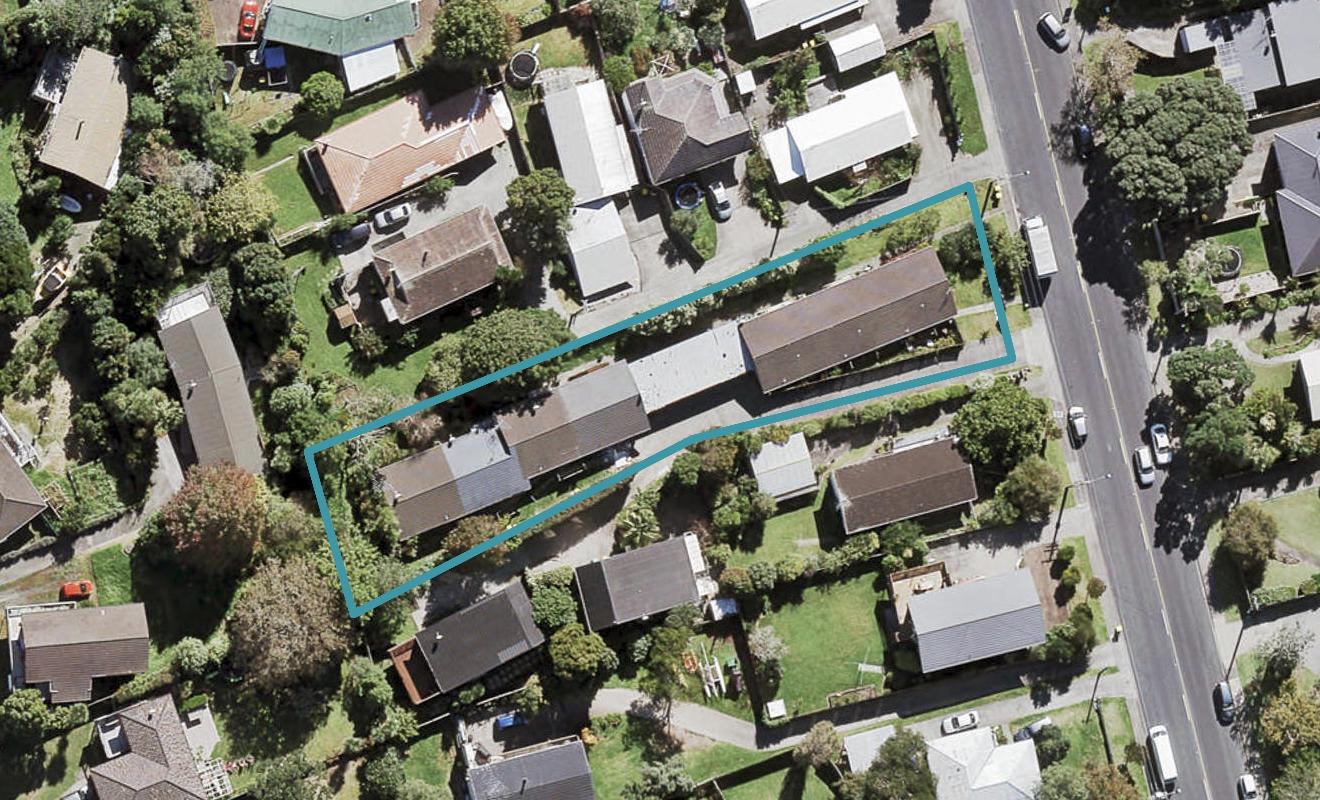 2/98 Birkdale Road, Birkdale, Auckland - Carousel 1