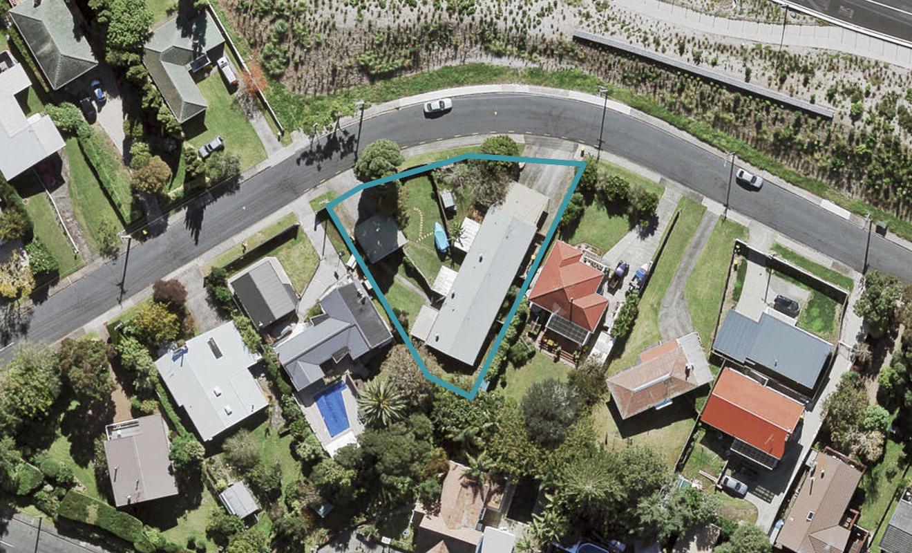 3/7 Alwyn Avenue, Te Atatu South, Auckland - Carousel 1