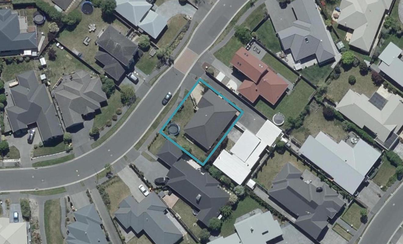 15 Linkwater Way, Parklands, Christchurch - Carousel 1