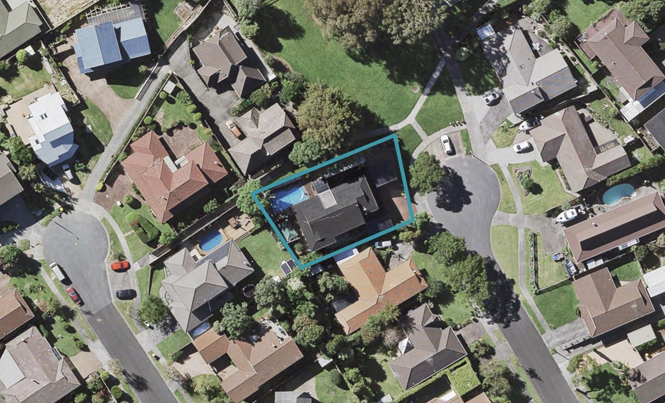 24 Voltaire Court, Botany Downs, Auckland - Carousel 1