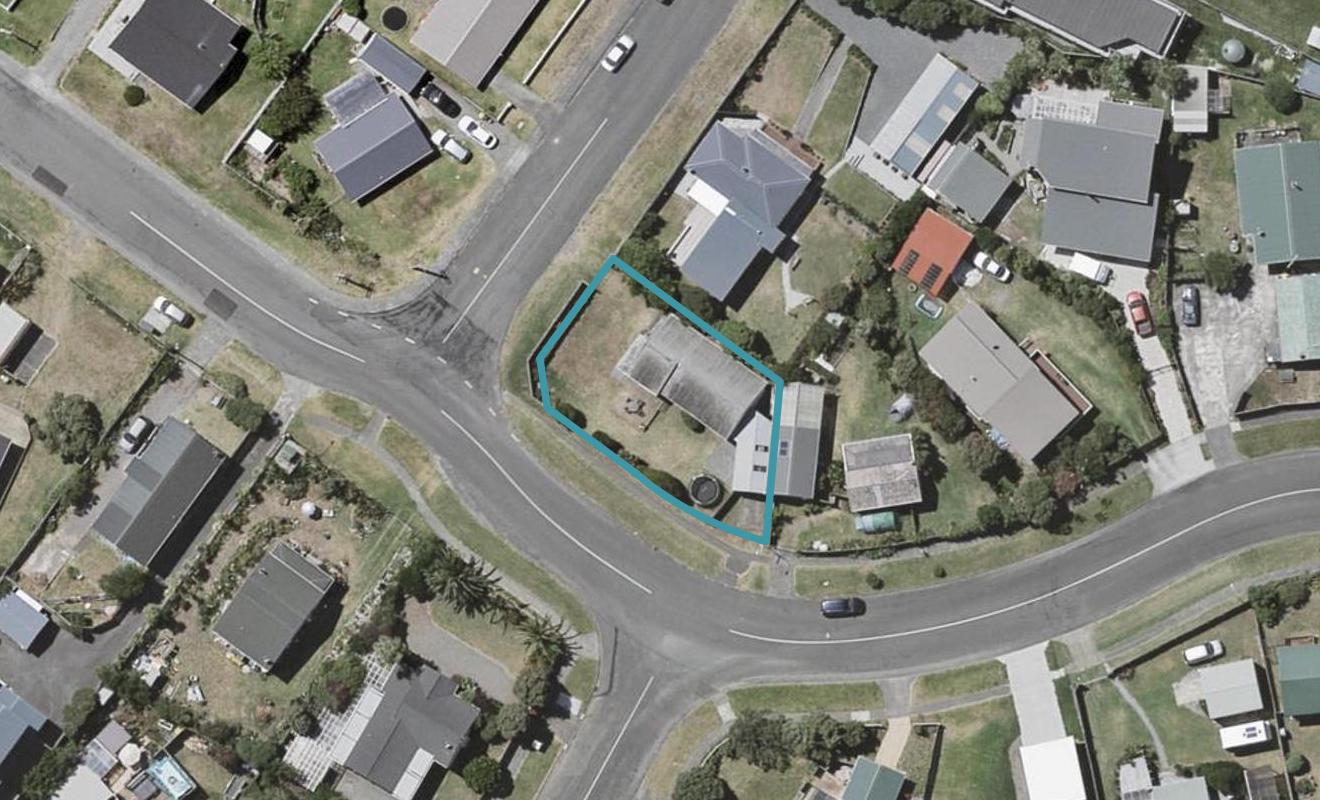 30 Babbacombe Avenue, Otaki Beach, Otaki - Carousel 1