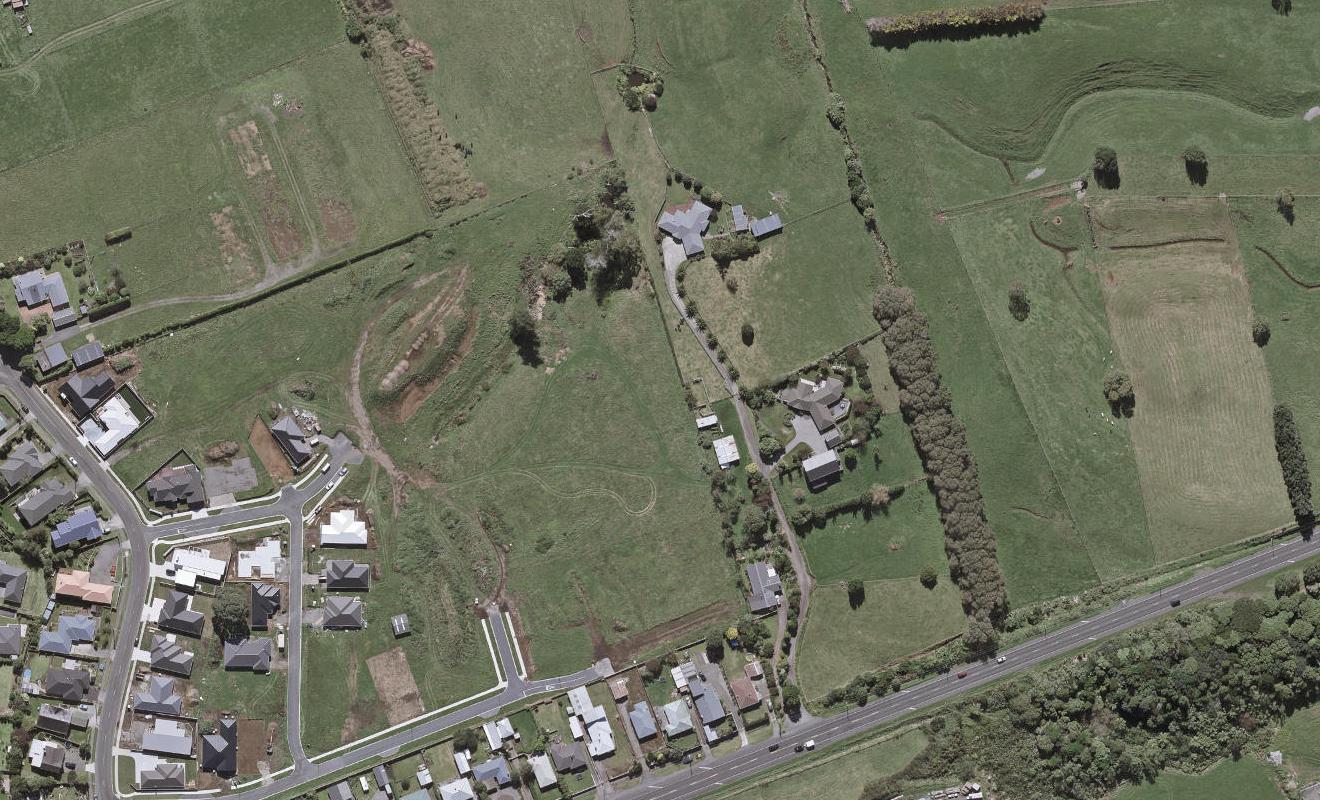 44 Customhouse Street, Bell Block, New Plymouth - Carousel 1