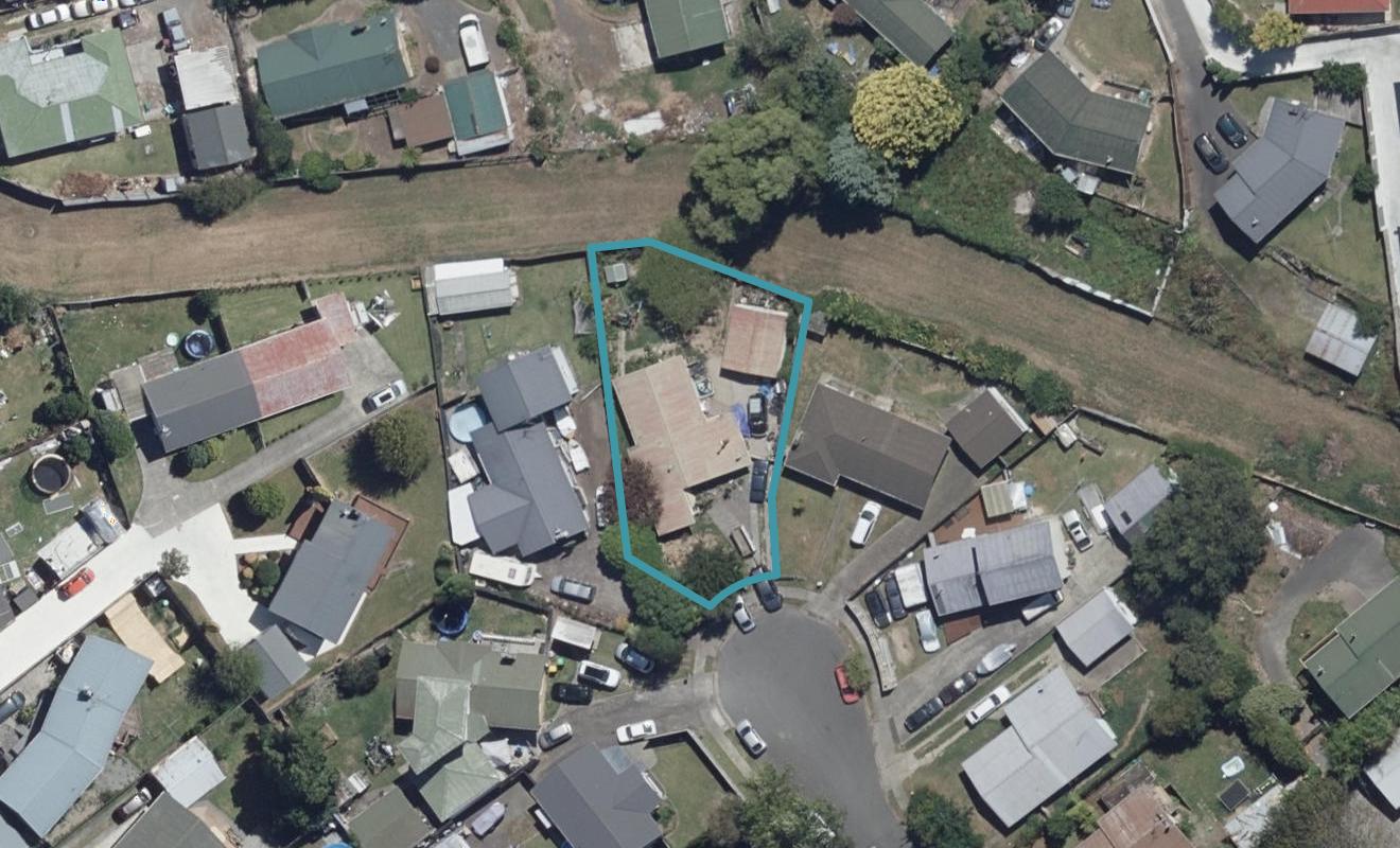 54 Joanna Place, Deanwell, Hamilton - Carousel 1