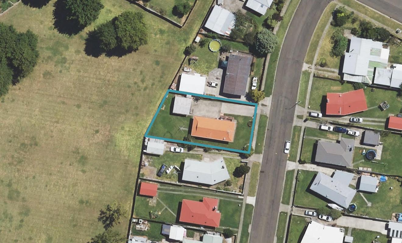 26 Newton Street, Outer Kaiti, Gisborne - Carousel 1