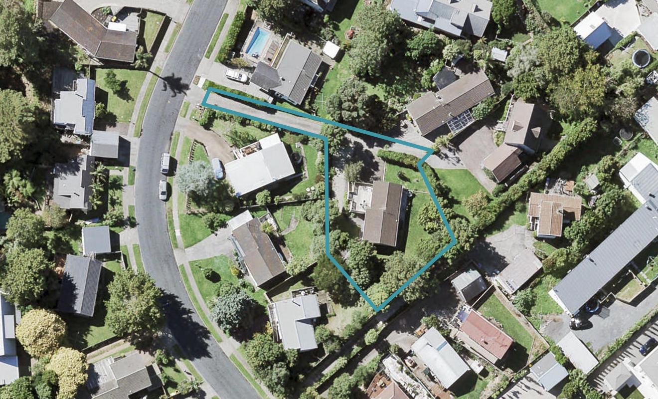45 Robbies Road, Shelly Park, Auckland - Carousel 1