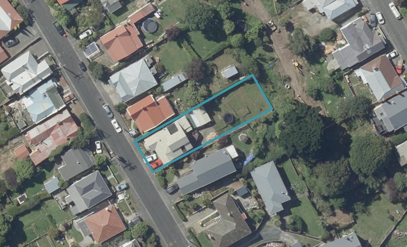 15 Patrick Street, The Glen, Dunedin - Carousel 1