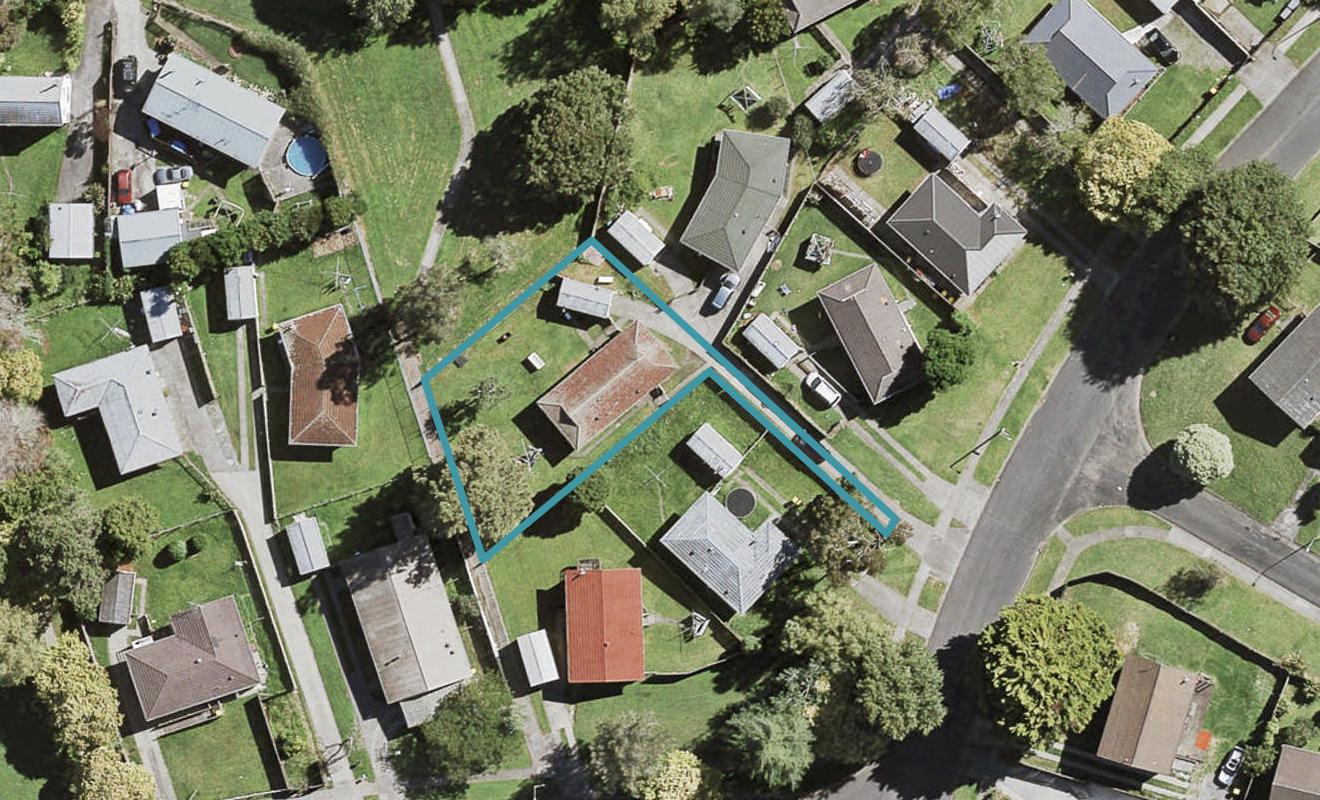 15 Galilee Avenue, Red Hill, Papakura - Carousel 1