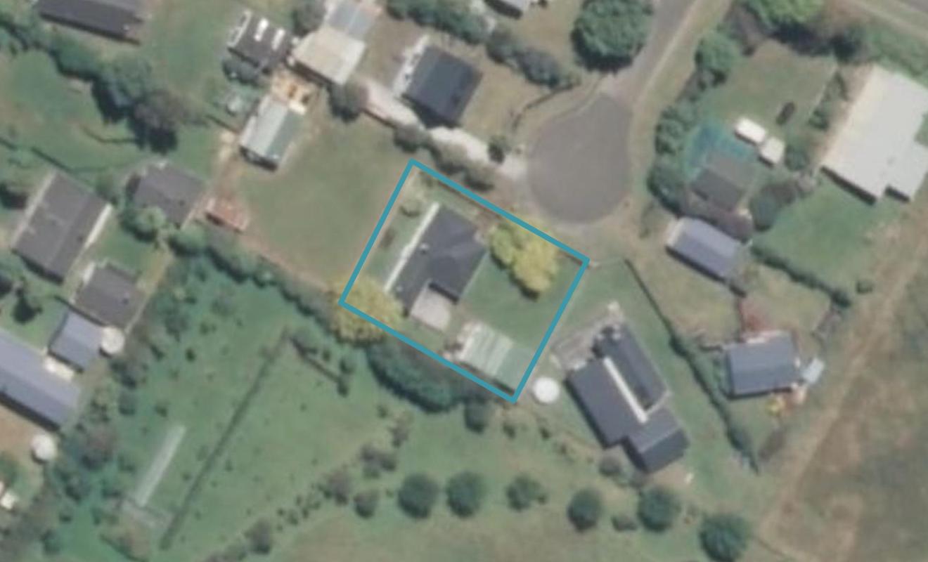 7 Mavis Avenue, Waikawa Beach, Manakau - Carousel 1