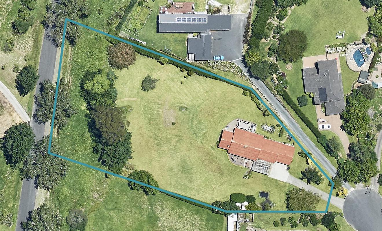 23 Brianell Valley Road, Pyes Pa, Tauranga - Carousel 1