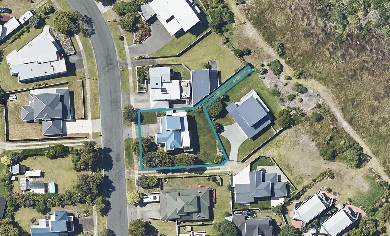 29 Papaunahi Road, Bowentown, Katikati - Carousel 1