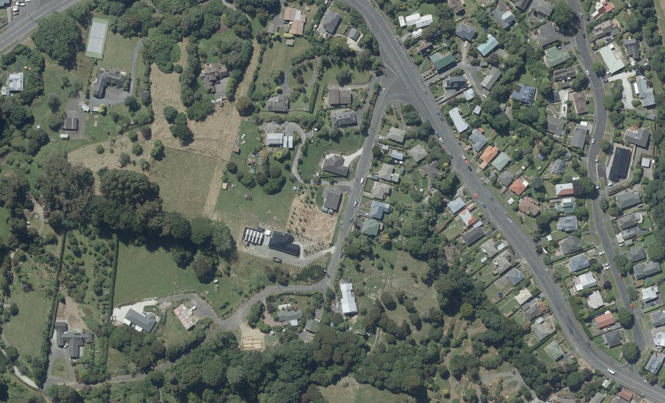 18 Ettrick Street, Glenross, Dunedin - Carousel 1