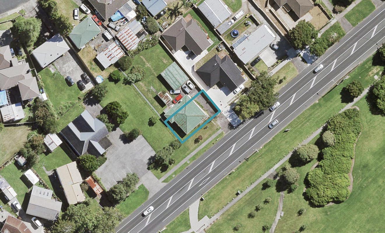145D Henderson Valley Road, Henderson, Auckland - Carousel 1