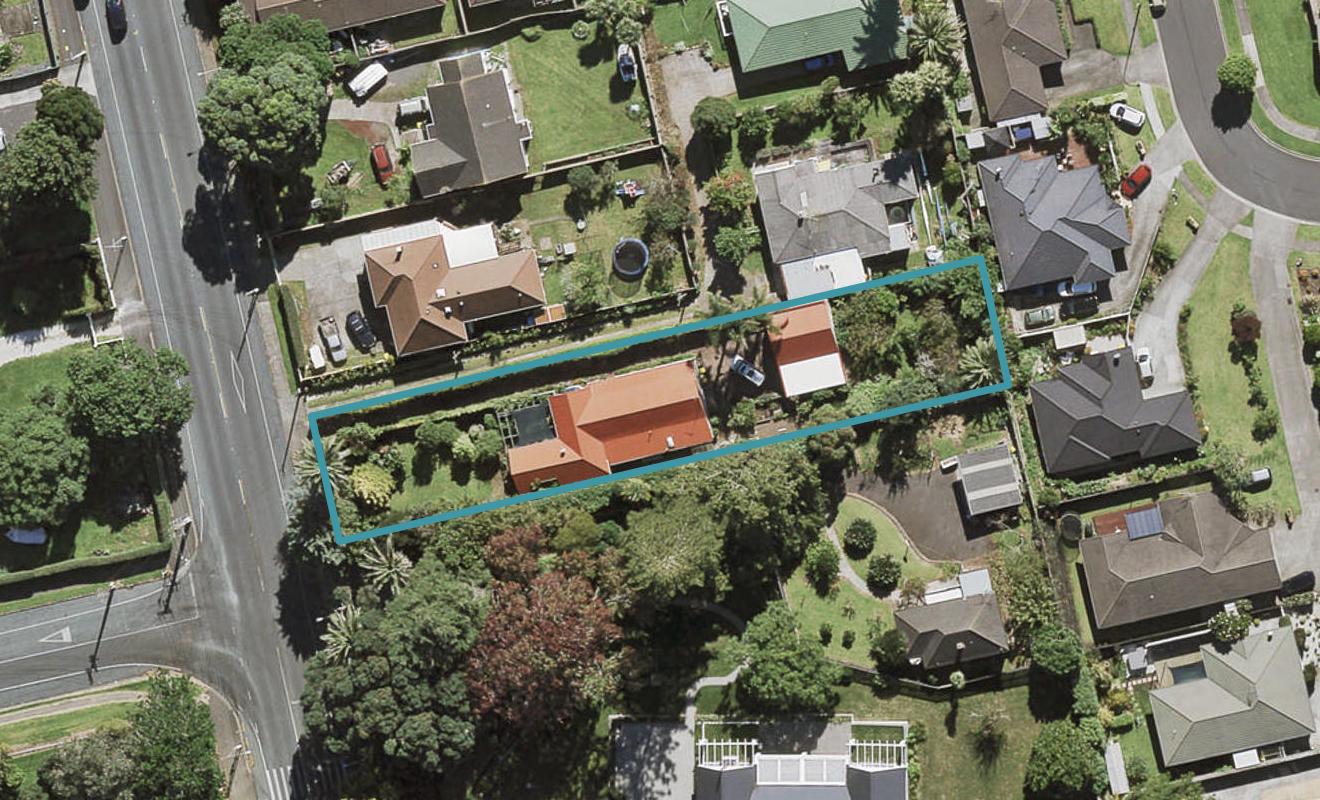 65 Coronation Road, Mangere Bridge, Auckland - Carousel 1