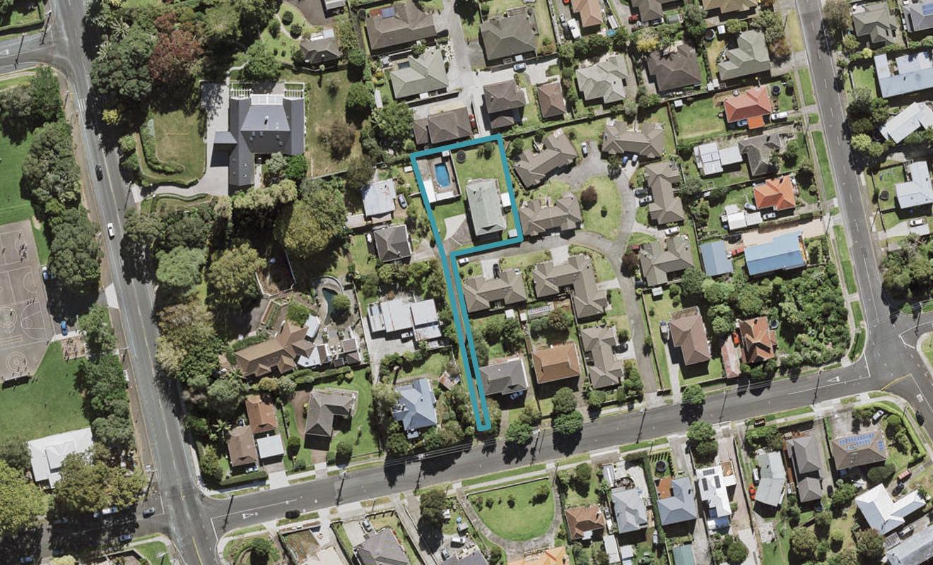 11 Hastie Avenue, Mangere Bridge, Auckland - Carousel 1
