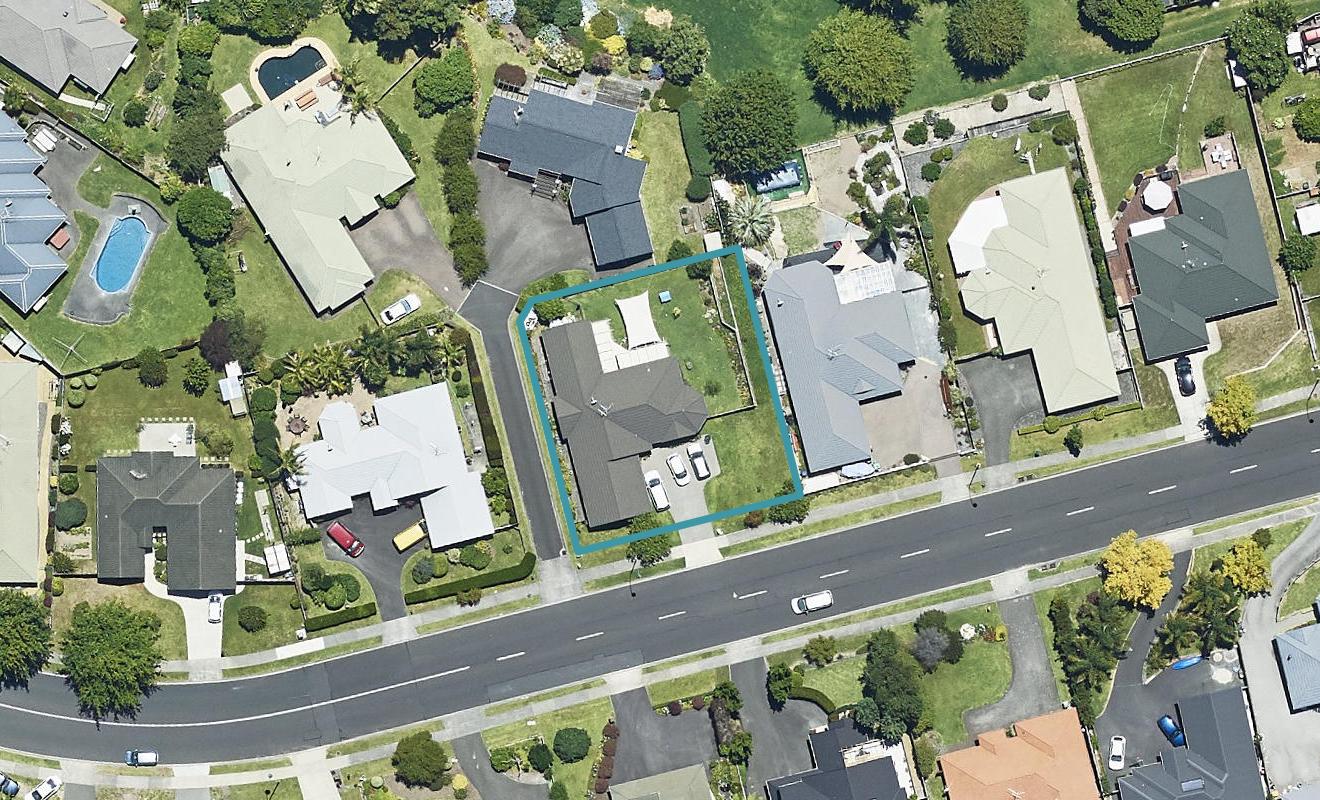 42 Rowesdale Drive, Ohauiti, Tauranga - Carousel 1