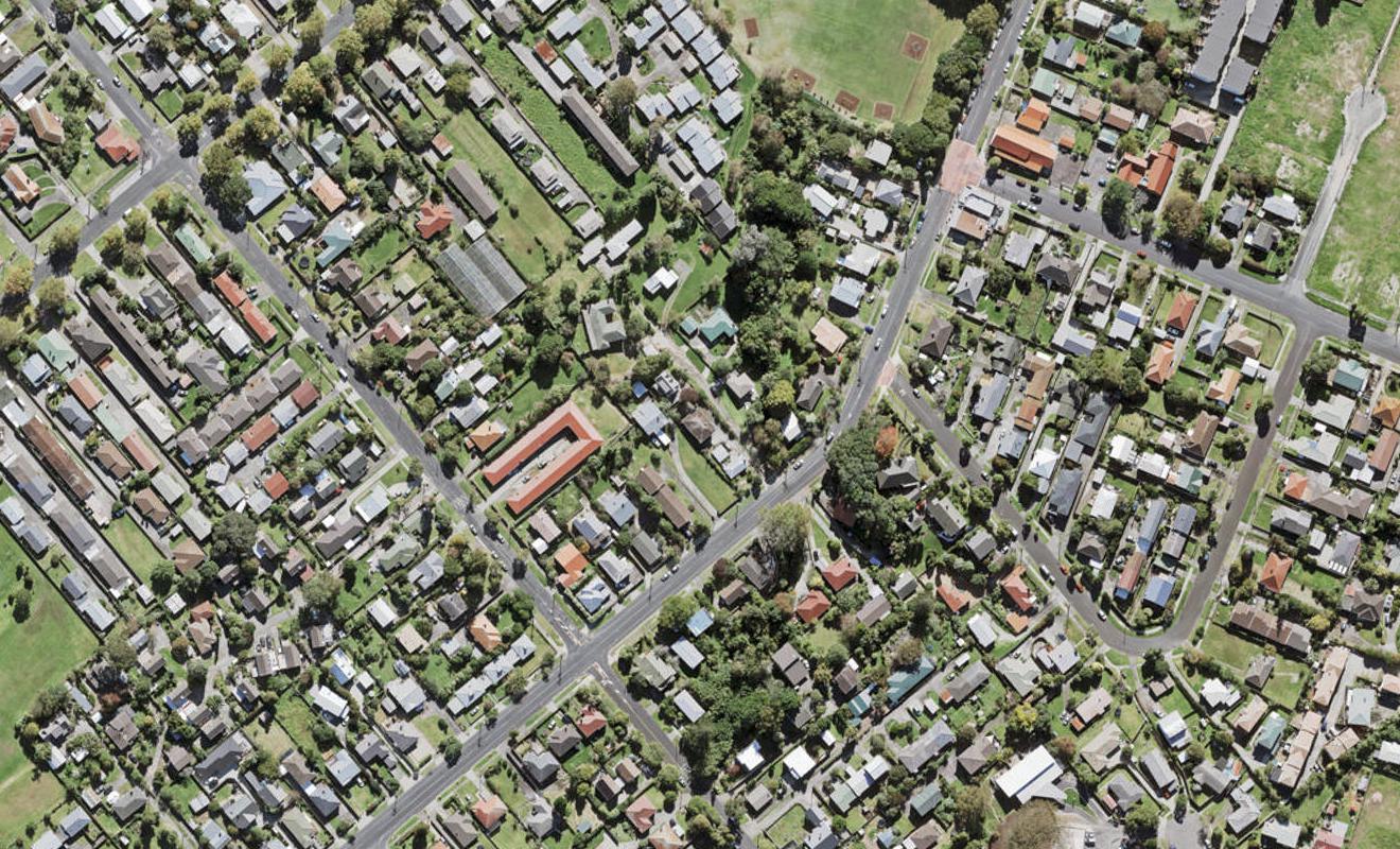1/27 Hutchinson Avenue, New Lynn, Auckland - Carousel 1