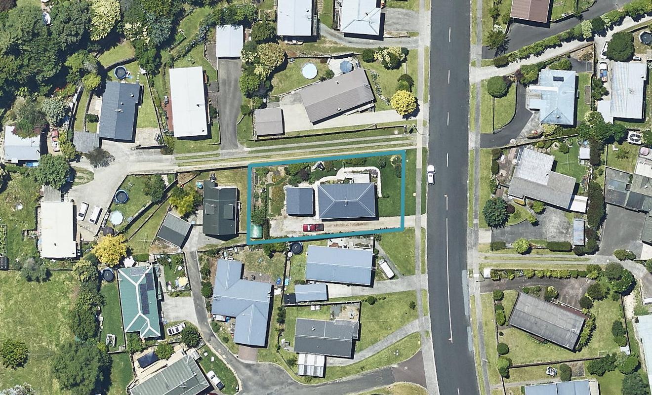 21 Resolution Road, Welcome Bay, Tauranga - Carousel 1