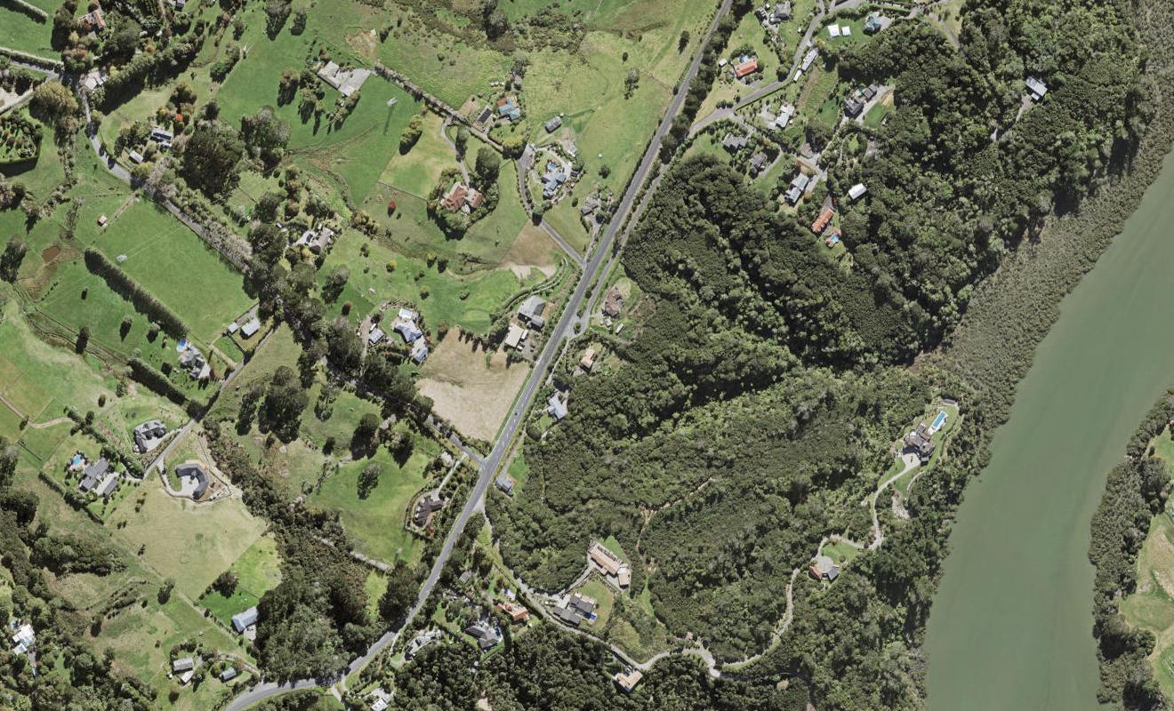 245 Paremoremo Road, Lucas Heights, Auckland - Carousel 1