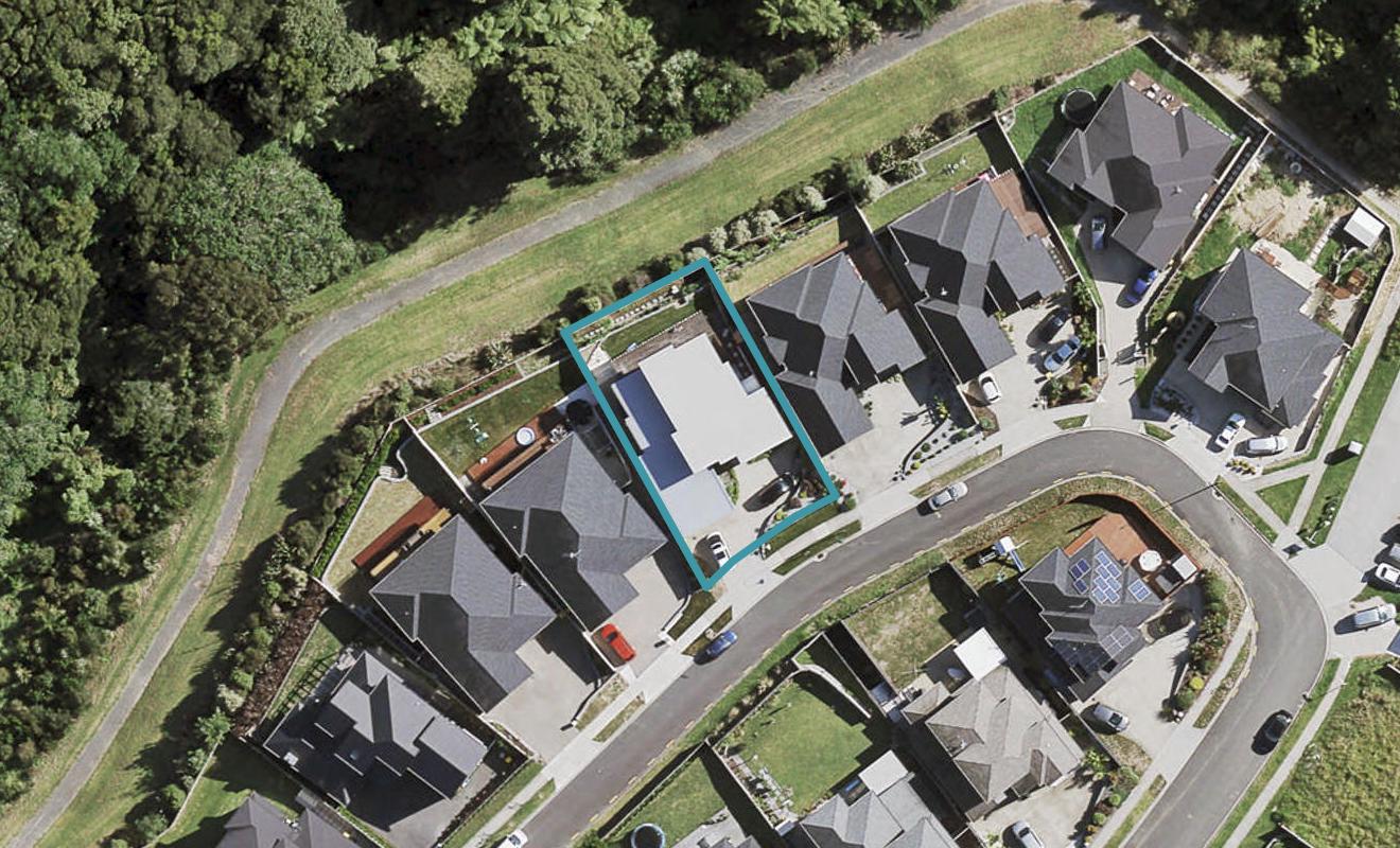 16 Marwan Crescent, The Gardens, Auckland - Carousel 1