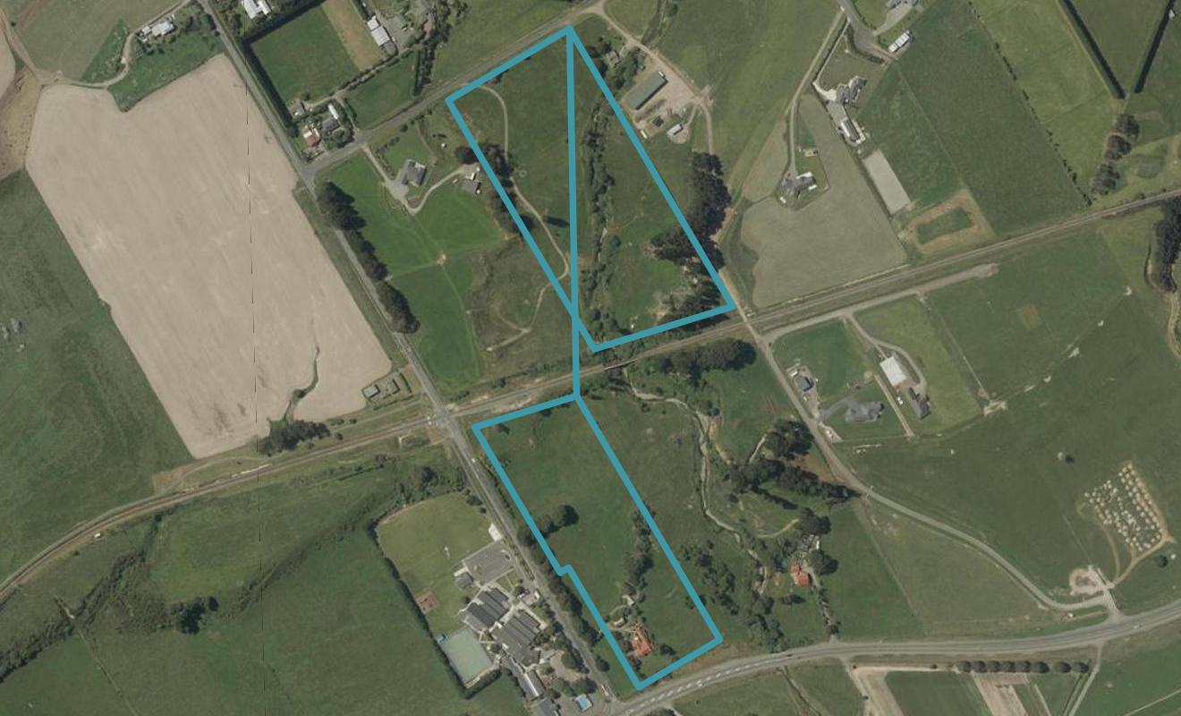 14 Stoney Creek Road, Whakarongo, Palmerston North - Carousel 1