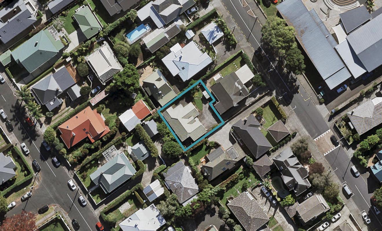 87A St Vincent Avenue, Remuera, Auckland - Carousel 1