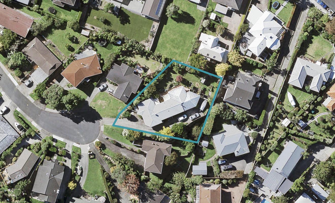 10 Hartles Place, Mellons Bay, Auckland - Carousel 1
