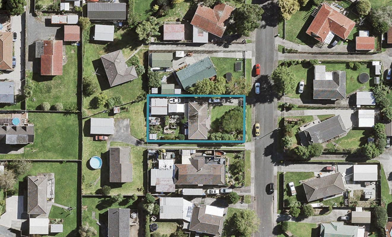 9 Lipton Grove, Opaheke, Papakura - Carousel 1