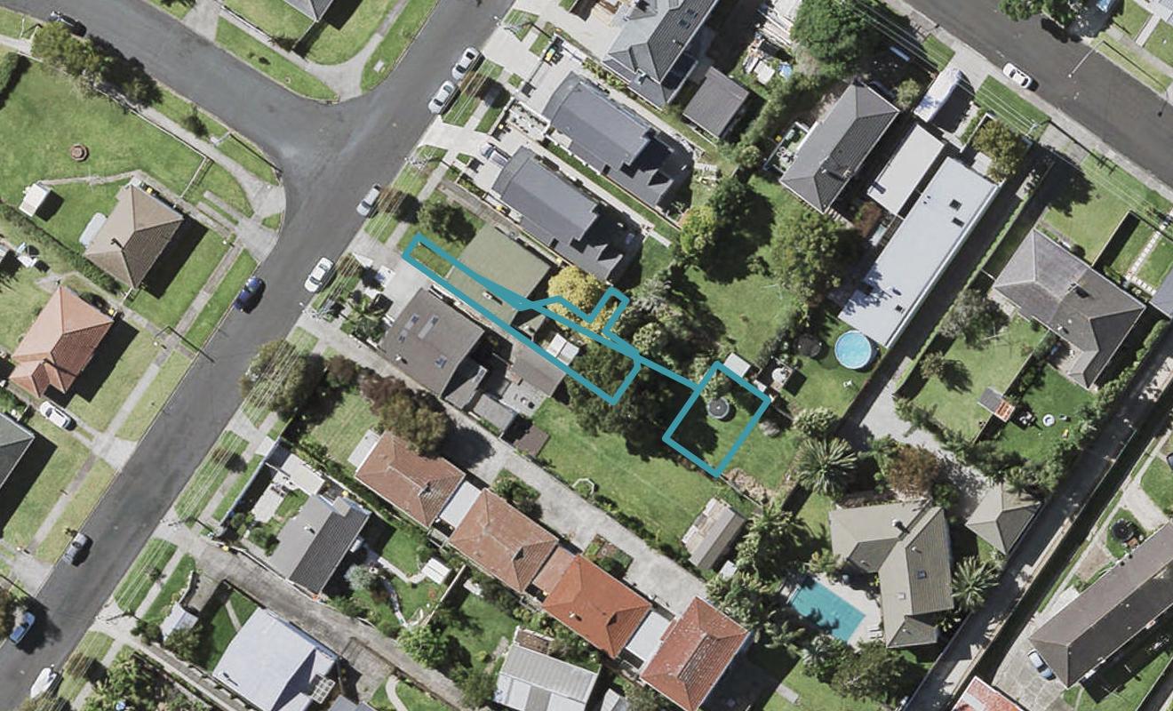 82D Eversleigh Road, Belmont, Auckland - Carousel 1