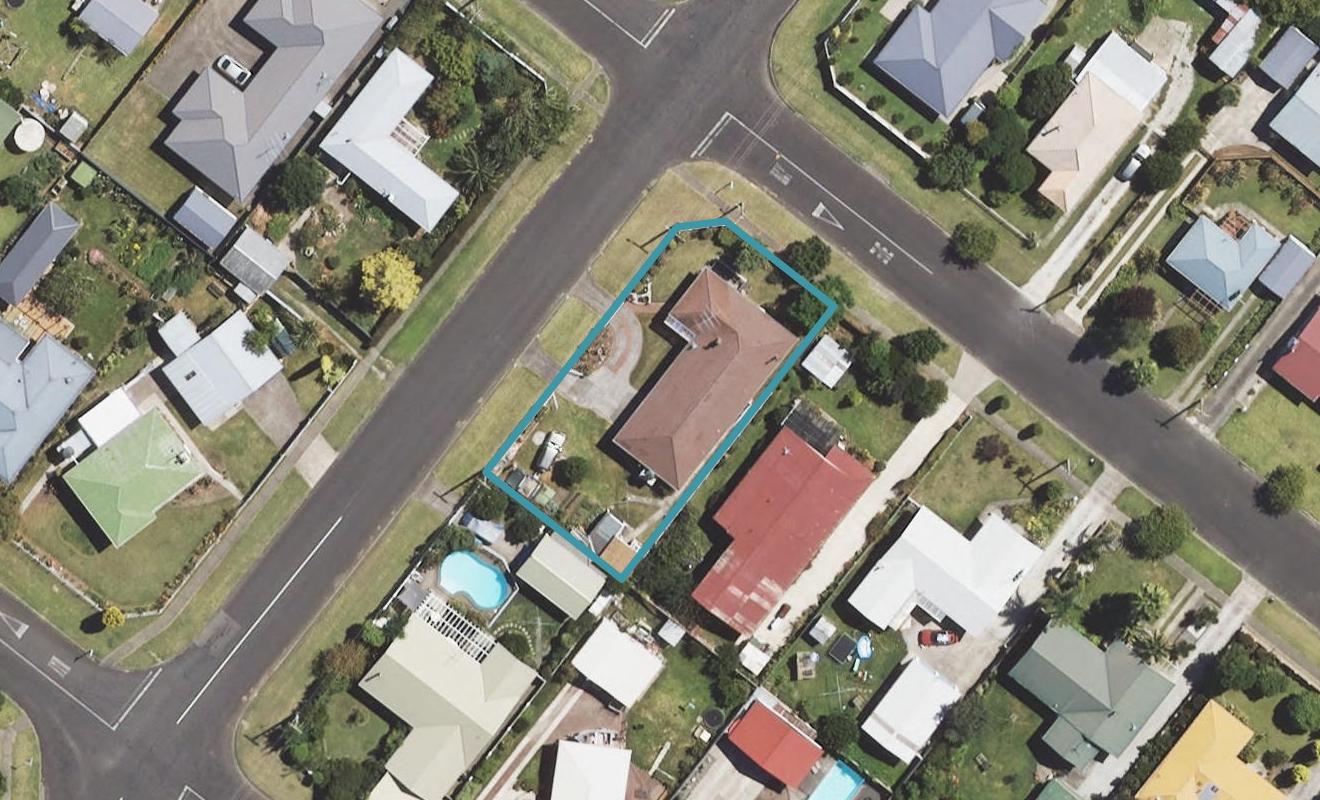 9 Charles Street, Riverdale, Gisborne - Carousel 1