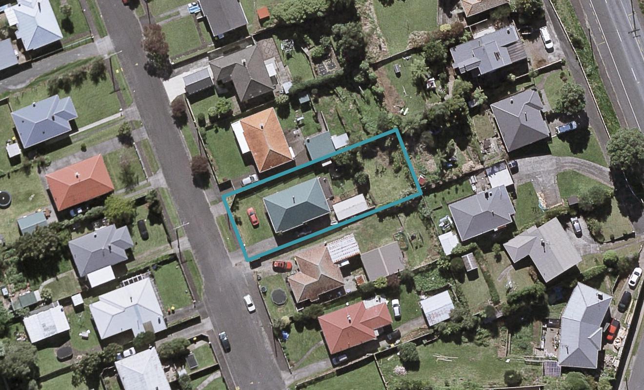 15 Bideford Street, Brooklands, New Plymouth - Carousel 1