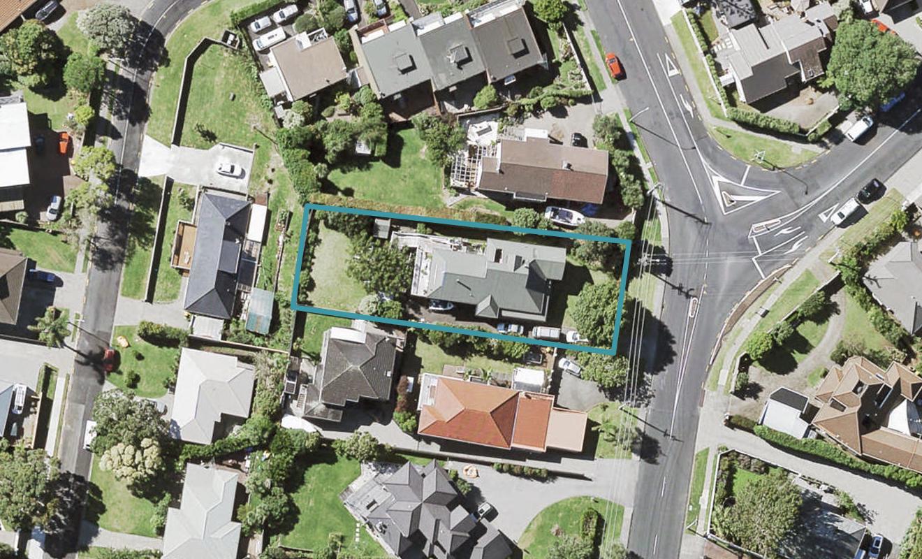 124 Litten Road, Cockle Bay, Auckland - Carousel 1